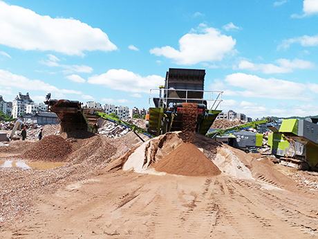 哪個廠家的建築垃圾破（pò）碎機好?
